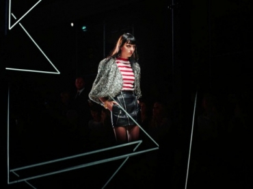 Marinière + paillettes = le bon mix