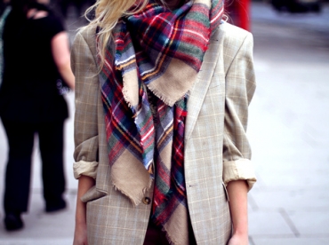 Écharpe à carreaux Zara