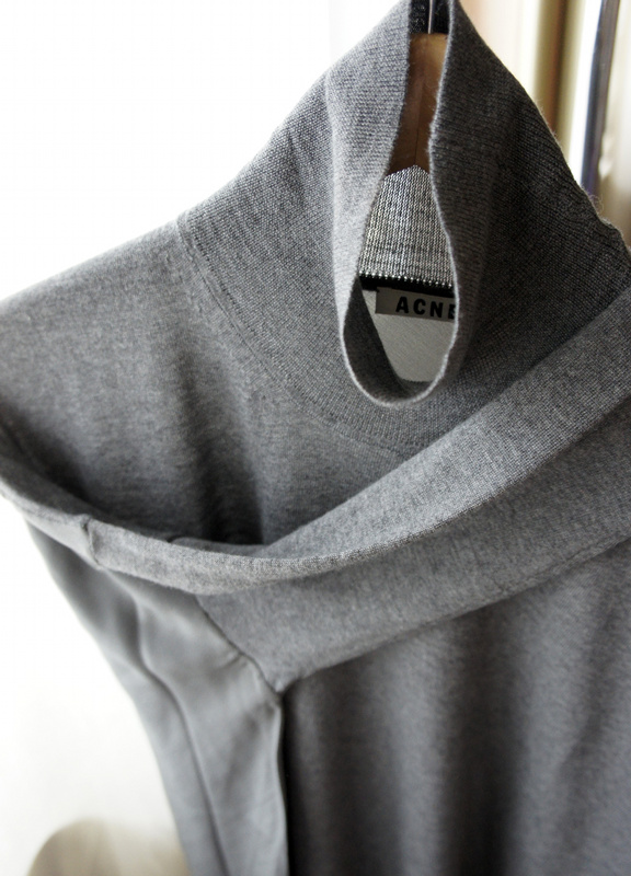 Pull col roulé mérinos et soie Acne