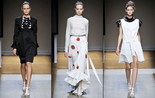 Défilé Yves Saint Laurent 2010