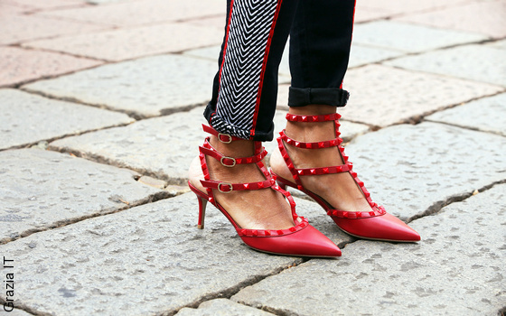 Ballerines et escarpins à studs selon Valentino