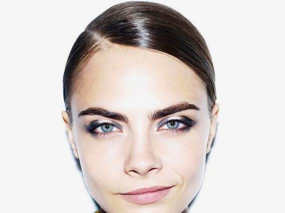 Les sourcils épais, l'atout beauté de la décennie ?