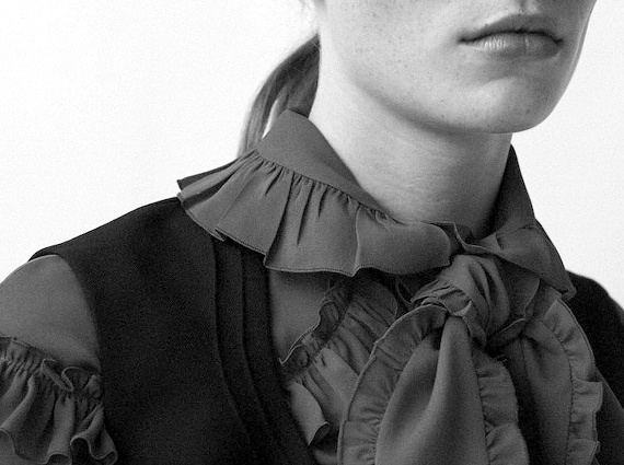 Tops à volants : comment les porter ?