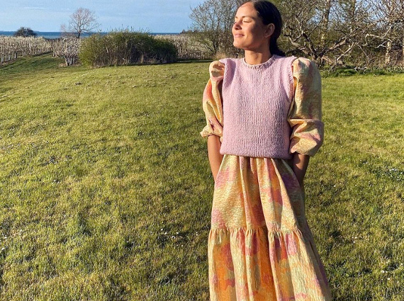 Pull sans manches : idées de looks