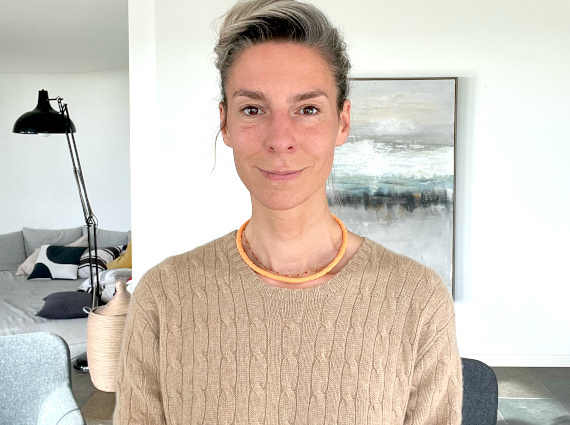 La vidéo du mercredi #18 : Comment porter la couleur lilas ? 