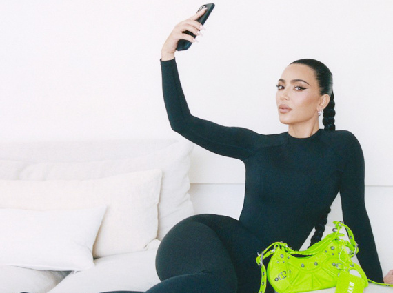 Balenciaga, entre snobisme et pop culture américaine