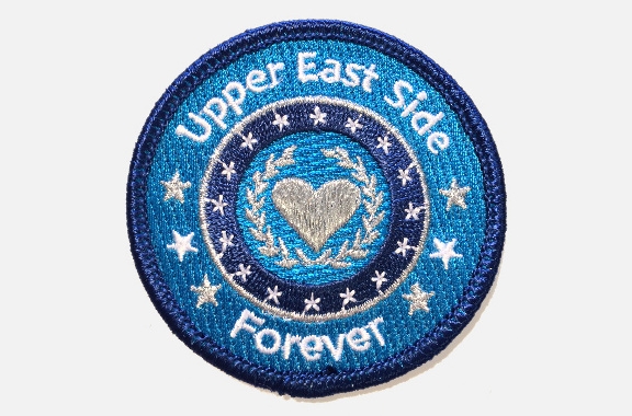 Ecusson Douze Août - Upper East Side Forever