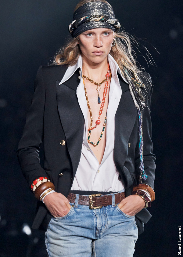 Défilé Saint Laurent - bracelets manchette