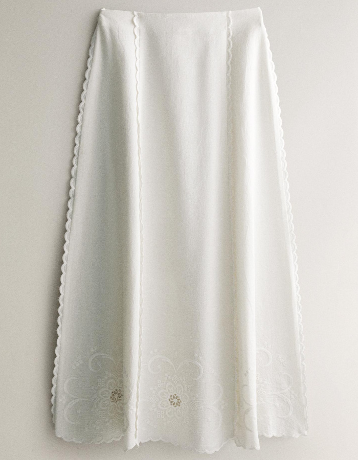 Jupe blanche brodée Zara