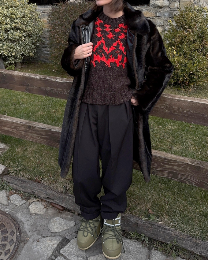 Pour ou contre le pantalon de ville à la montagne ?