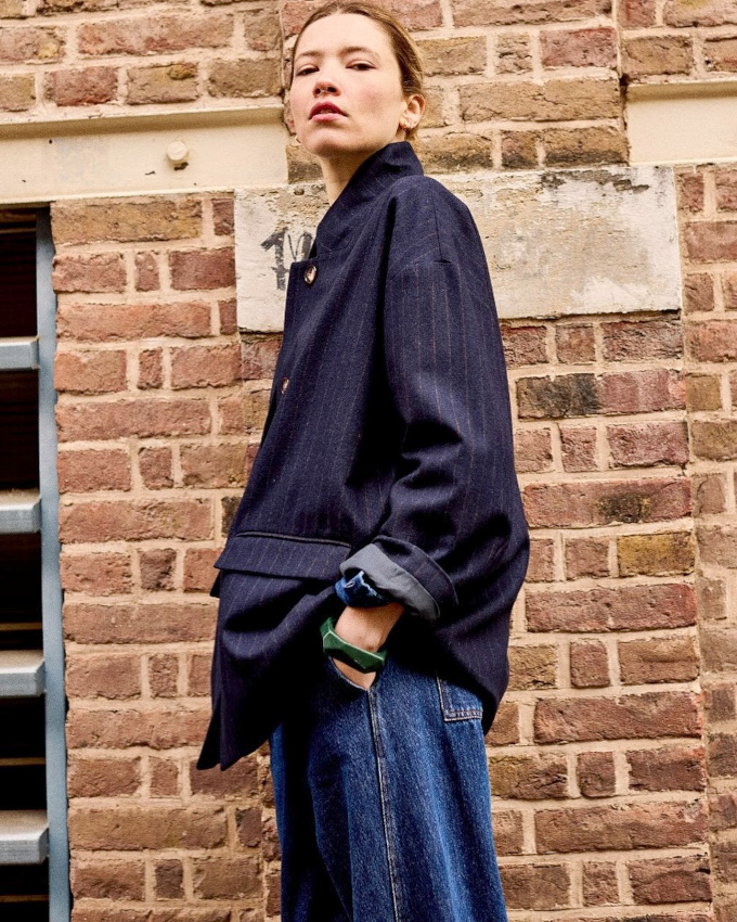 Rayures "businessman" + volume boyish = le bon mix